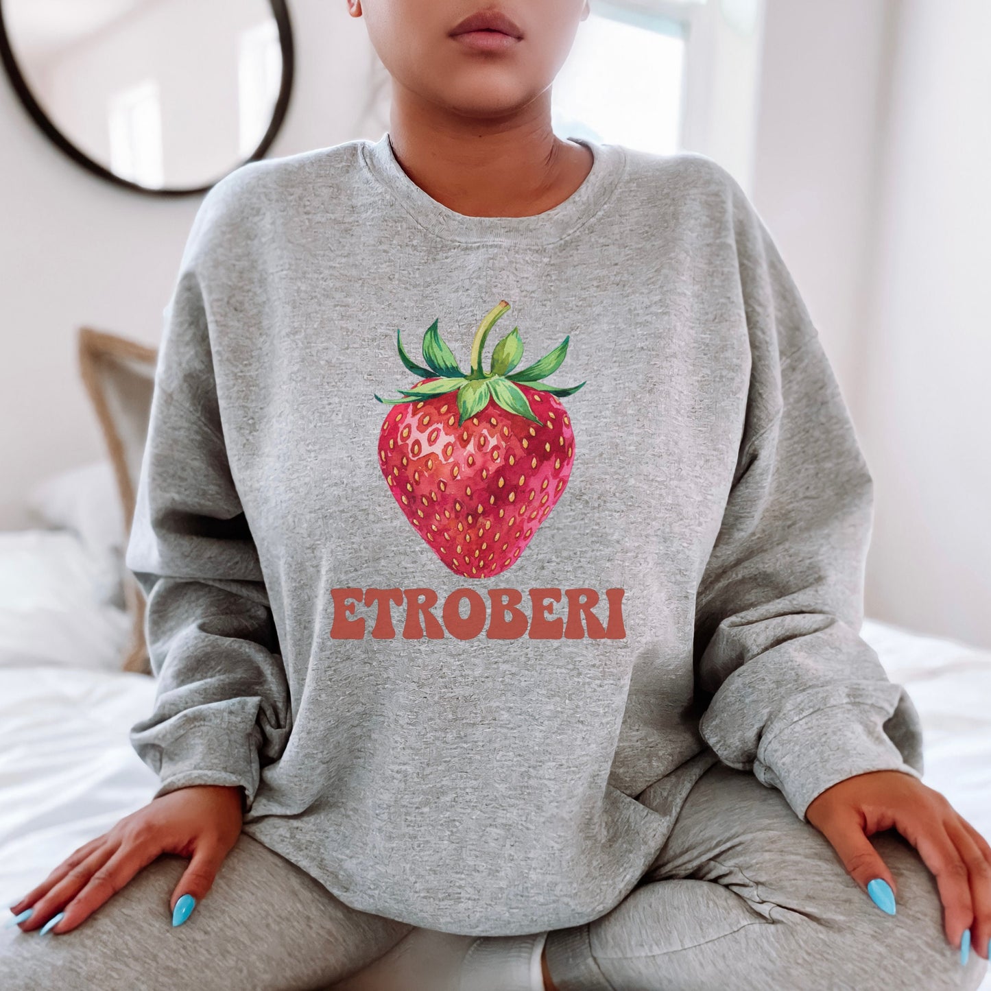 Funny Strawberry Sweatshirt - Boricua Etroberi Latina Funny Sweatshirt - Unisex Crewneck - Sarcastic Hispanic Gift - Puerto Rican Gift